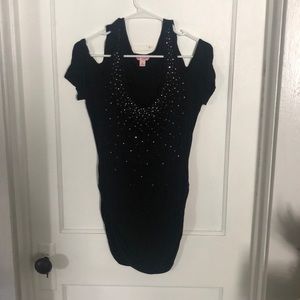 Womens slouchy cold shoulder shirt